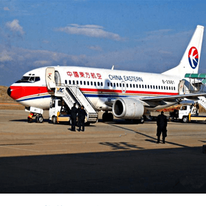 伊春航空运输航空快运业稳步发展的原因是什么？